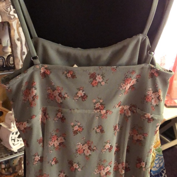 Pretty Lacey Dress by Sky & Sparrow - Picture 6 of 14